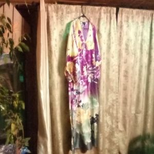 Natori large purple night gown
